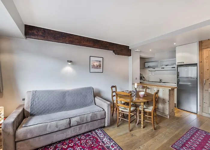 T2 Au Coeur De Pour 3 Personnes - Fr-1-453-106 *